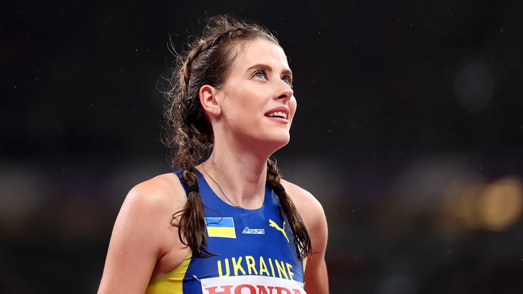 Ярослава Магучіх під час змагань у фіналі зі стрибків у висоту серед жінок на Чемпіонаті світу з легкої атлетики в Токіо 2025 року