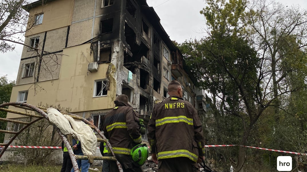 Дом в Соломенском районе Киева, поврежденный в результате российской атаки 28 сентября