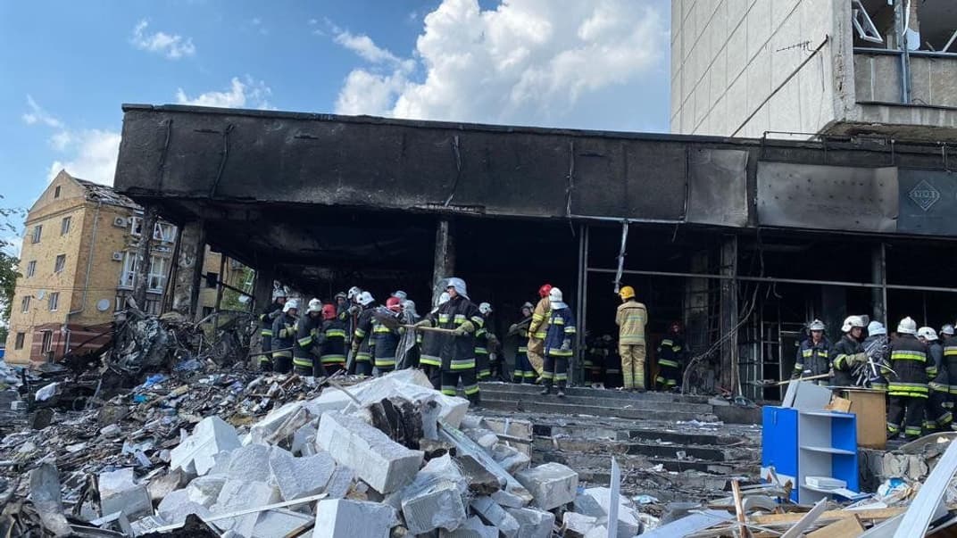 Кількість жертв ракетного удару по Вінниці зросла до 23 людей, 5 поранених перебувають у критичному стані (ДОПОВНЕНО)