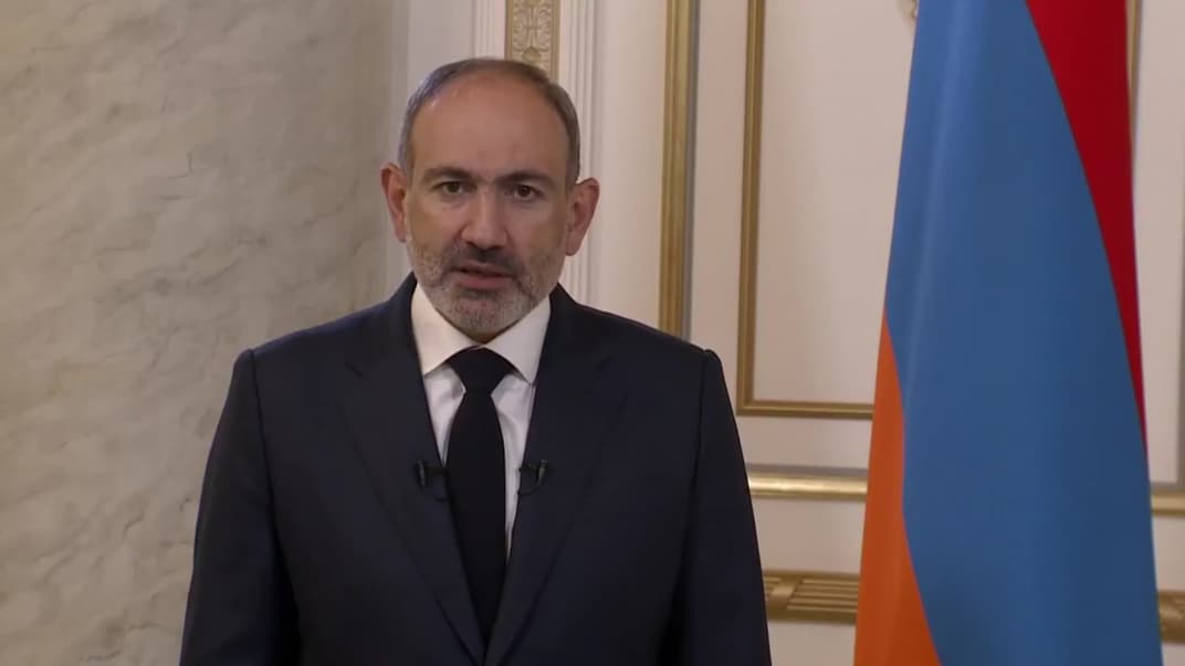 Премьер-министр Армении Никол Пашинян во время обращения к гражданам, Ереван, 3 октября 2020 года