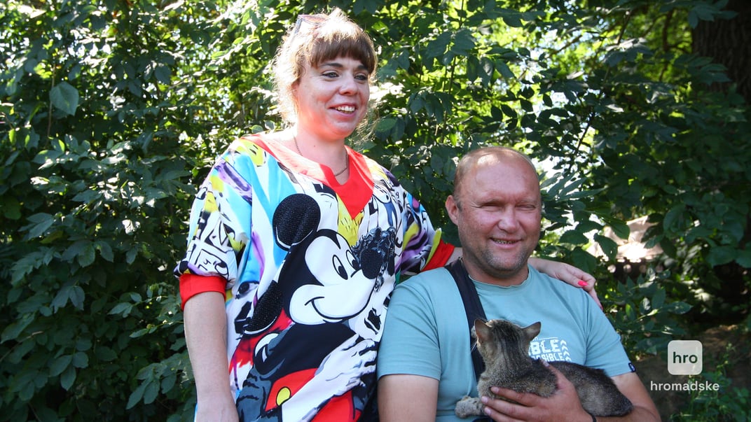 Боєць, який втратив око на війні Ілля Поздняков та його дружина Ірина