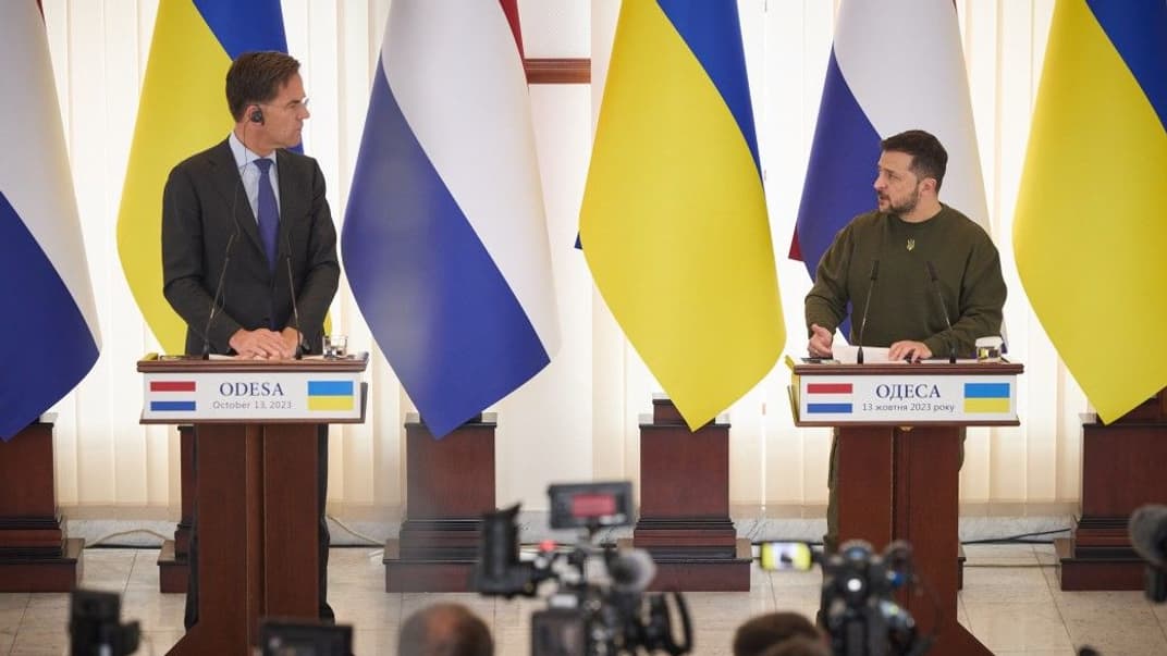 Нидерландский премьер-министр Марк Рютте на пресс-конференции с президентом Владимиром Зеленским, 13 октября 2023 года