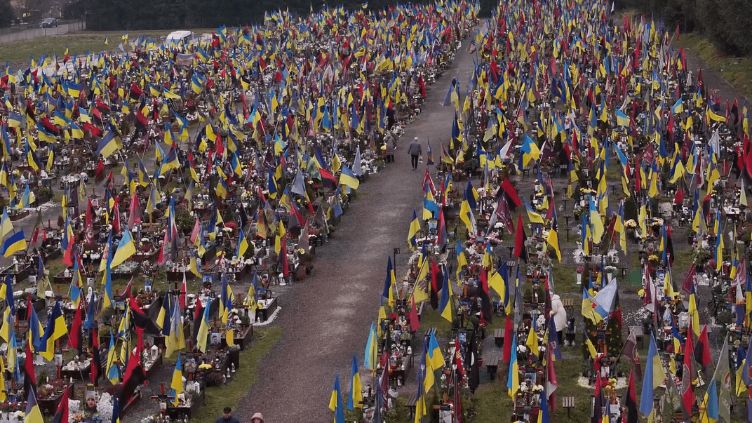 Поле почесних поховань на Личаківському кладовищі у Львові