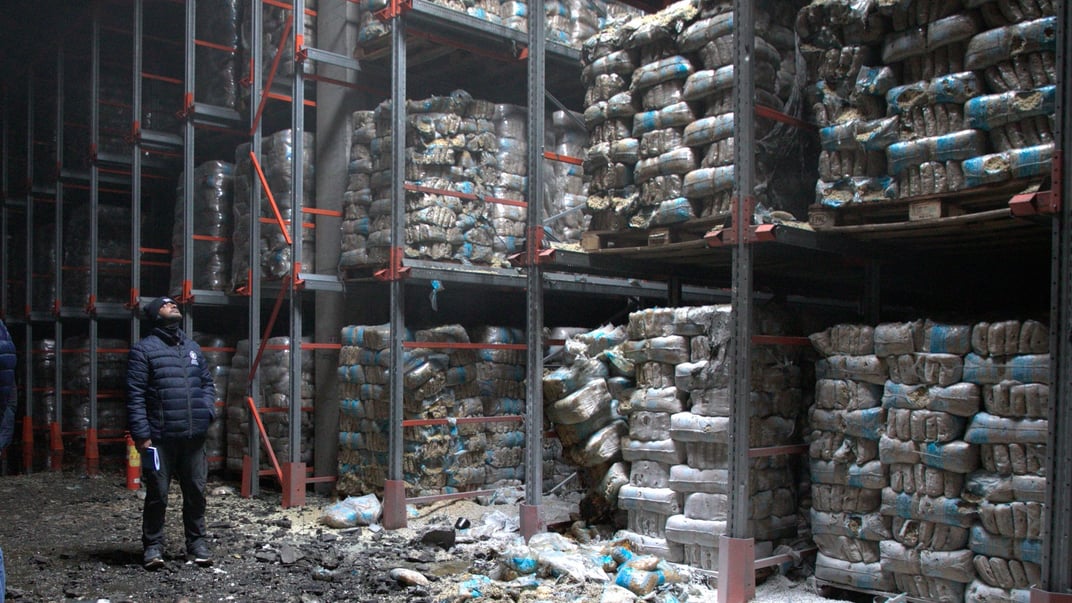 У Дніпрі горів склад з харчами від Всесвітньої продовольчої програми ООН