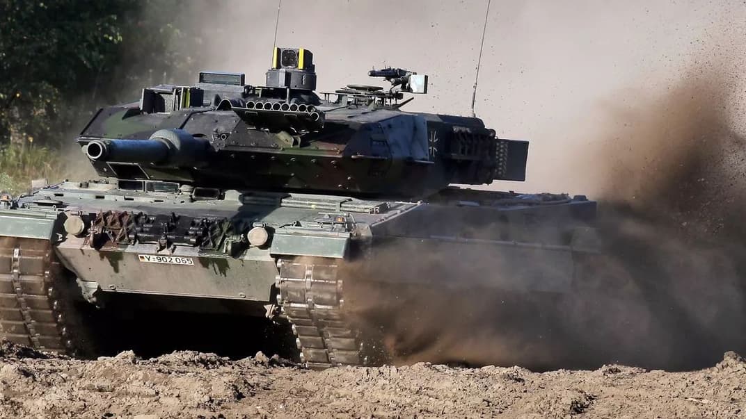 Ілюстративне фото. Танк Leopard 2 під час демонстраційного заходу німецького Бундесверу для ЗМІ, Німеччина, 28 вересня 2011 року