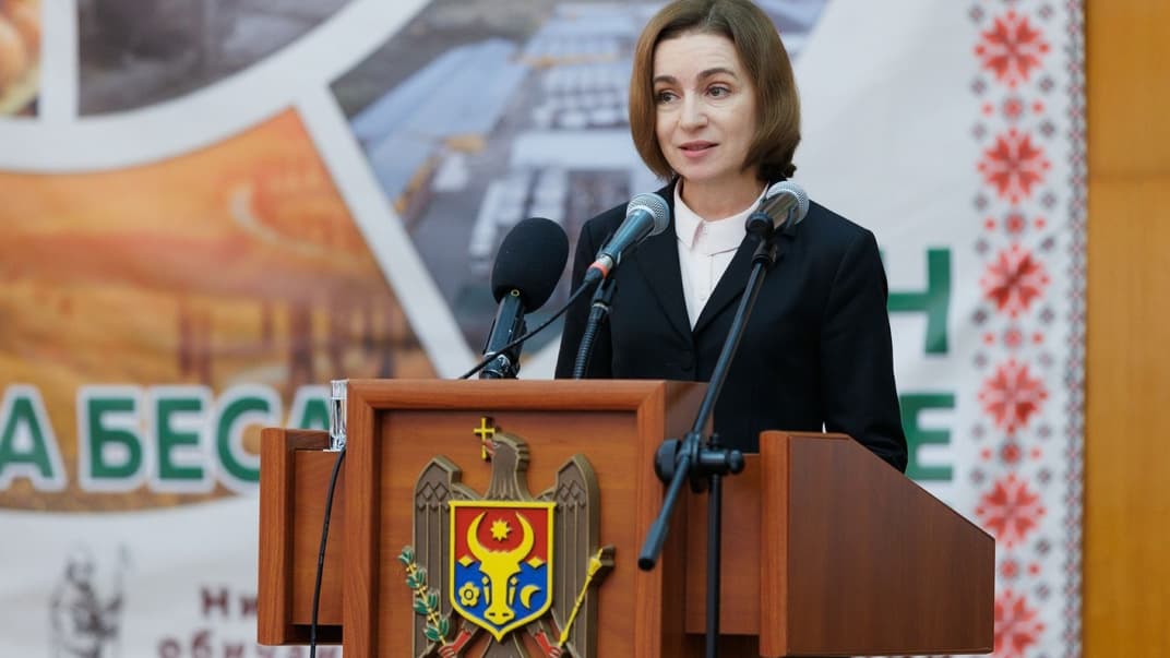 Мая Санду виступає за трибуною. Ілюстративне фото