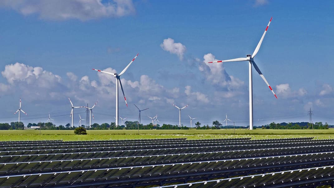 В Европейском Союзе за 2020 год «зеленой» энергии выработали больше, чем «незеленой». Это произошло впервые