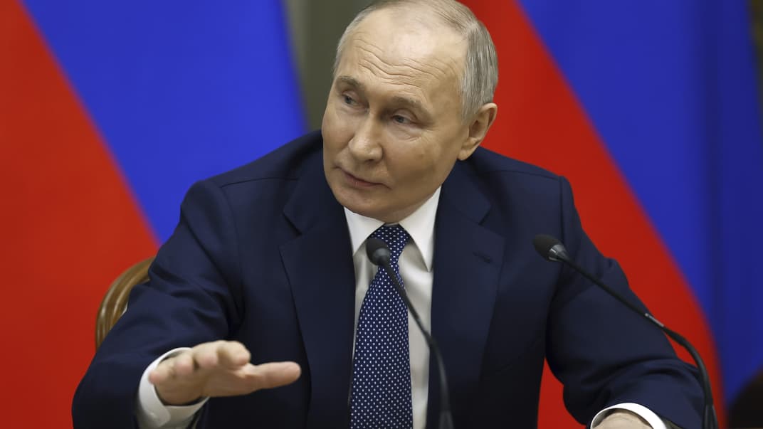 владимир путин во время встречи с членами Кабинета министров рф, 6 мая 2024 года