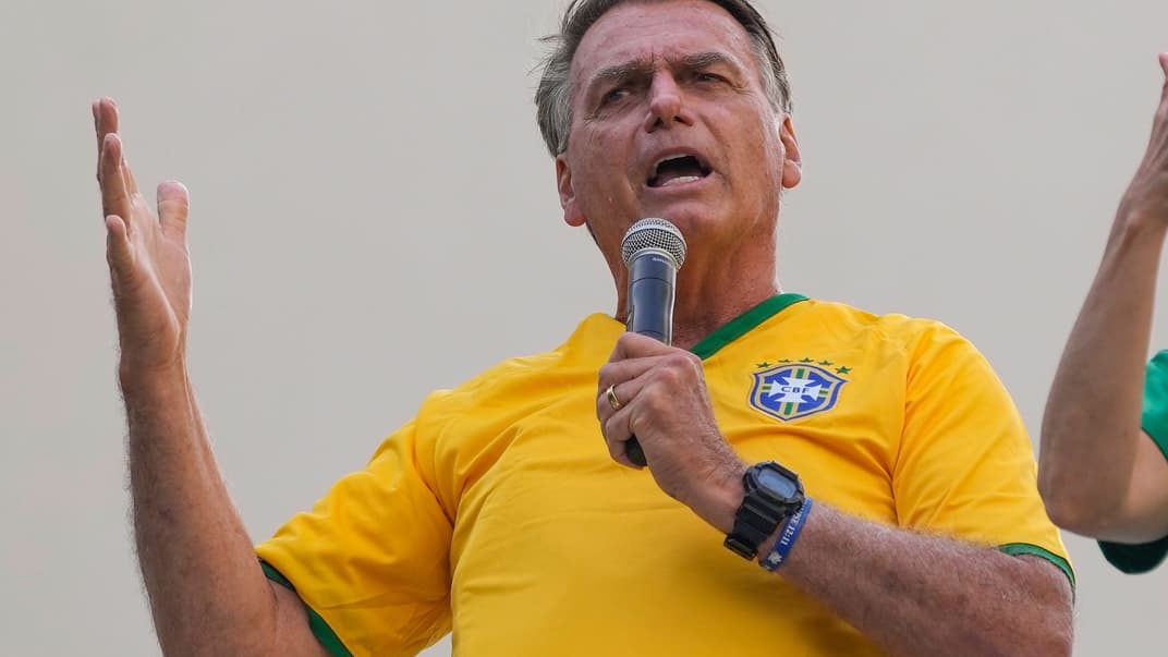 Бывший президент Бразилии Жаир Болсонару во время митинга в Сан-Паулу, 25 февраля 2024 года
