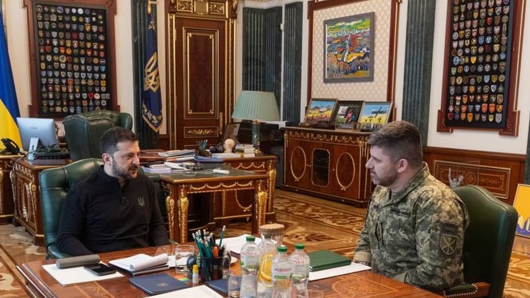 Президент Владимир Зеленский с новым начальником Генерального штаба Андреем Гнатовым