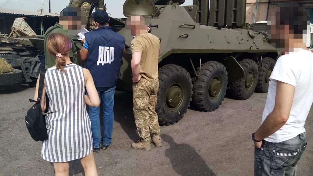 ДБР знайшло БТР, який викрали у військових 5 років тому