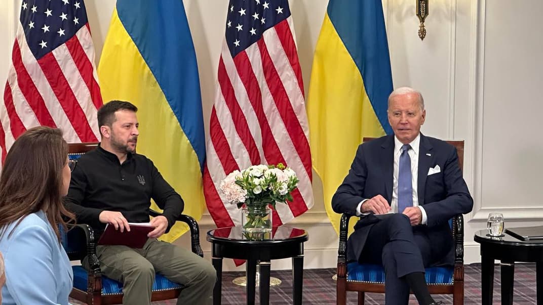 Президент України Володимир Зеленський та лідер США Джо Байден під час зустрічі 7 червня