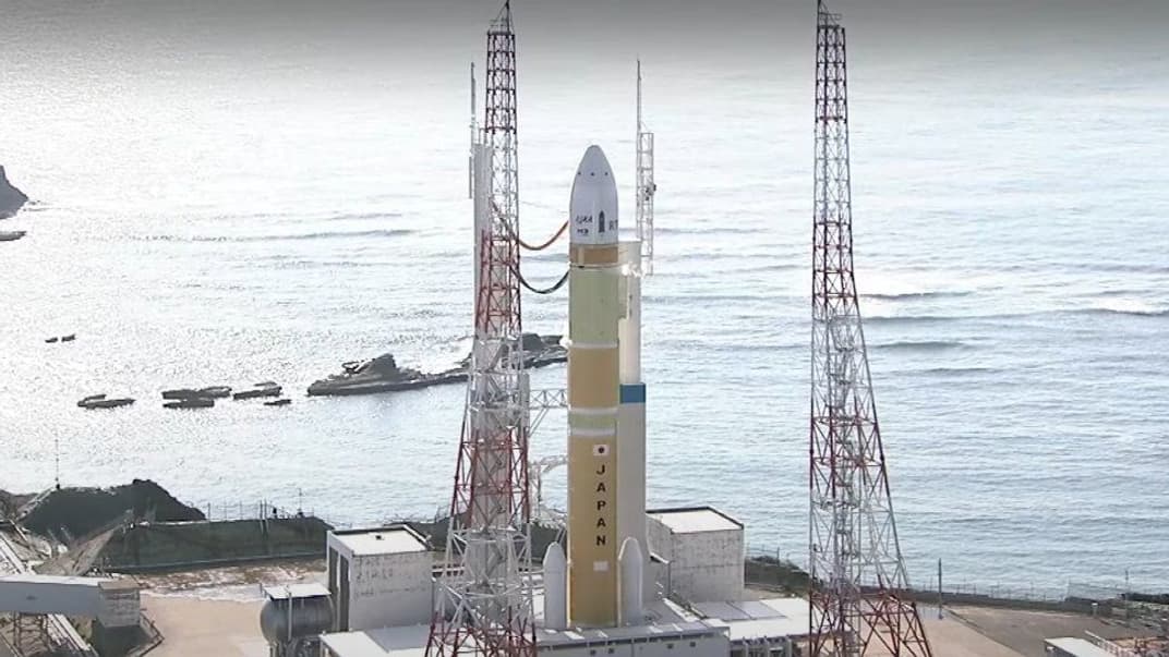 Ракета H3 перед запуском, 17 лютого 2024 року