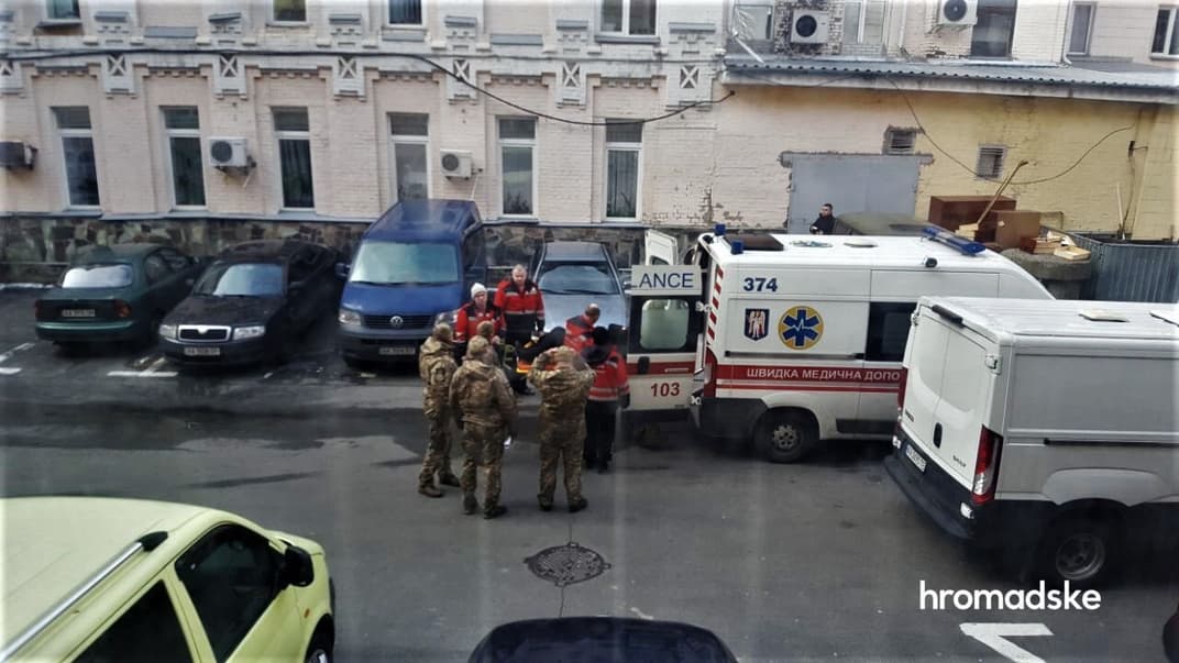 Фигуранта дела об убийстве Екатерины Гандзюк Игоря Павловского госпитализируют из Печерского райсуда Киева, 21 января 2020 