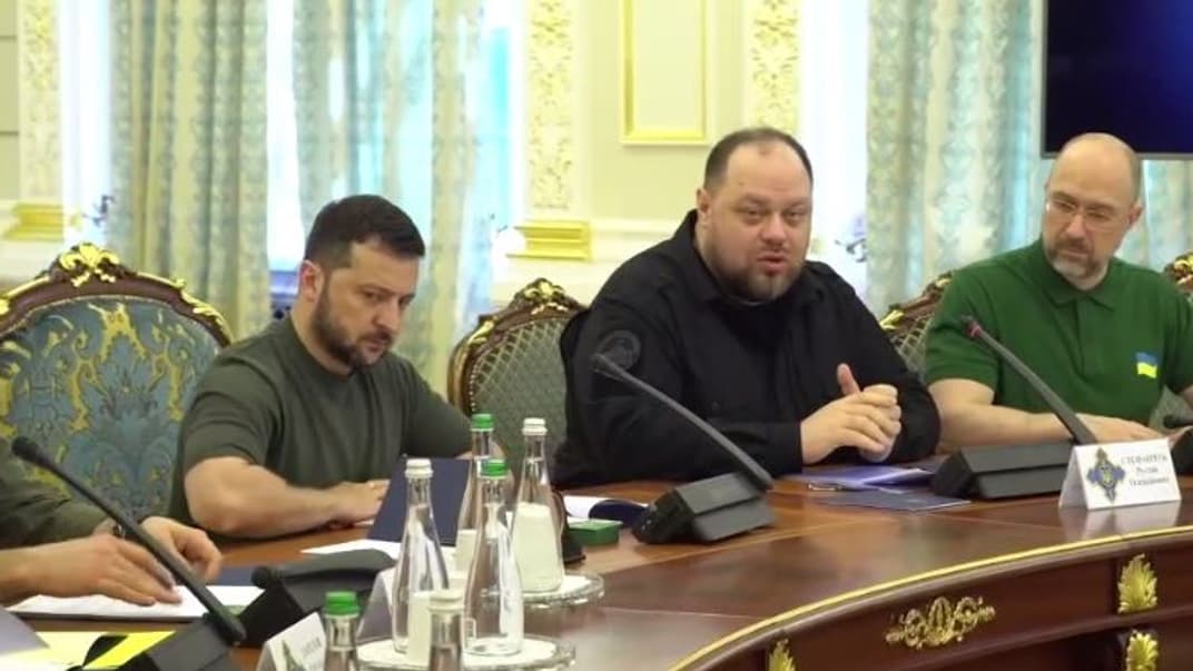 Президент Володимир Зеленський на засіданні Ради національної безпеки і оборони