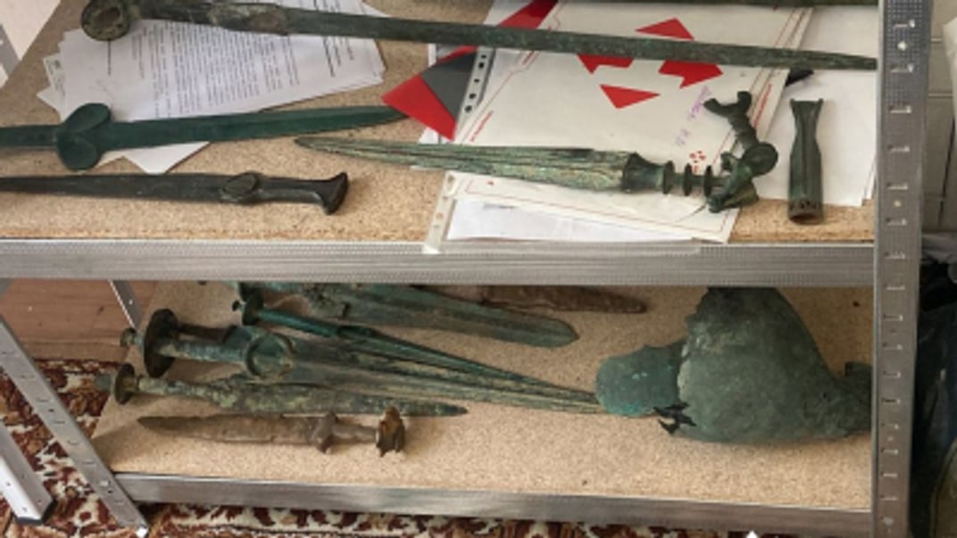 Вилучені артефакти