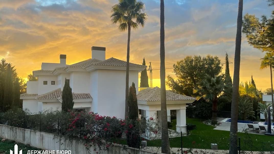 ГБР совместно с местной полицией провело обыски в испанской недвижимости бывшего военкома Одессы