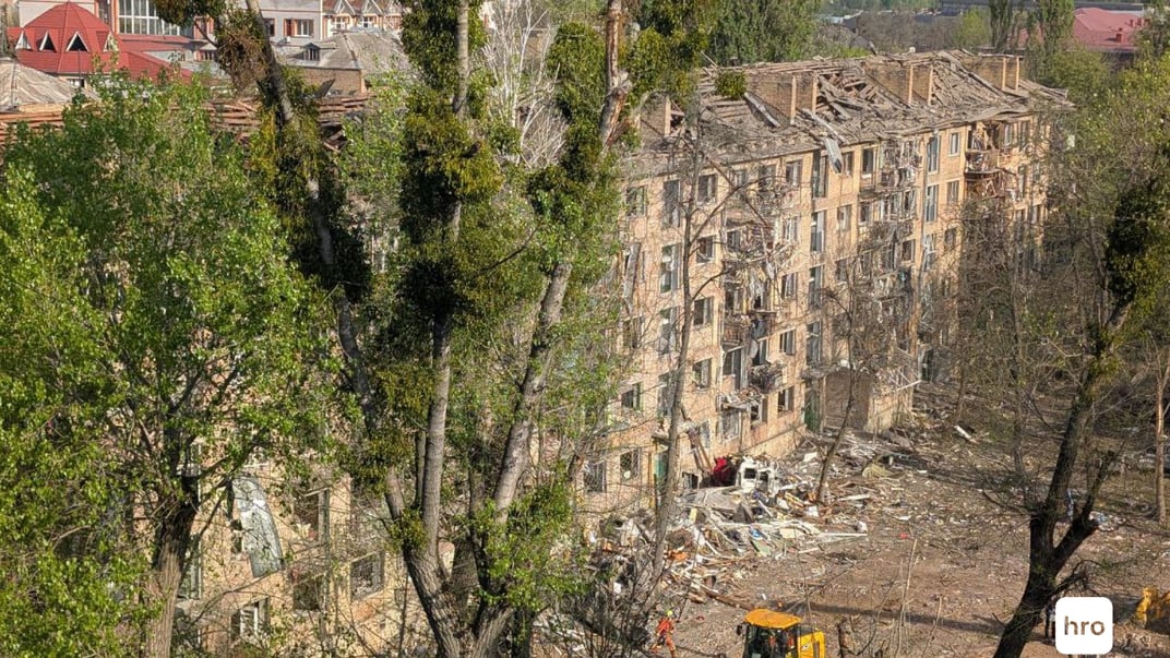 Иллюстративная фотография. Последствия атаки на Святошинский район в Киеве