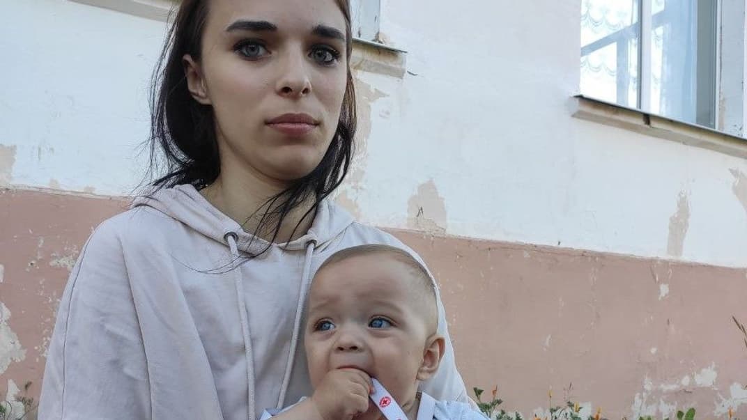 При содействии Офиса омбудсмена в Украину вернулись мама с маленьким сыном
