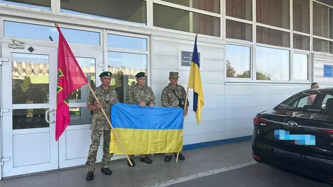 Вивезені з Угорщини українські військовополонені, яких росія передала Будапешту без погодження з Україною