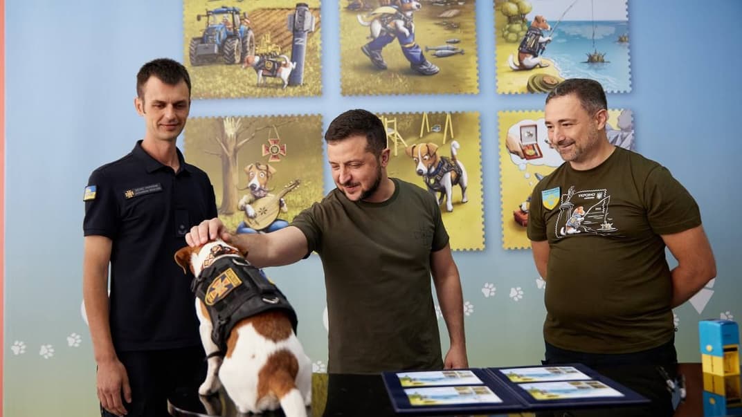 Презентація марок із псом Патроном