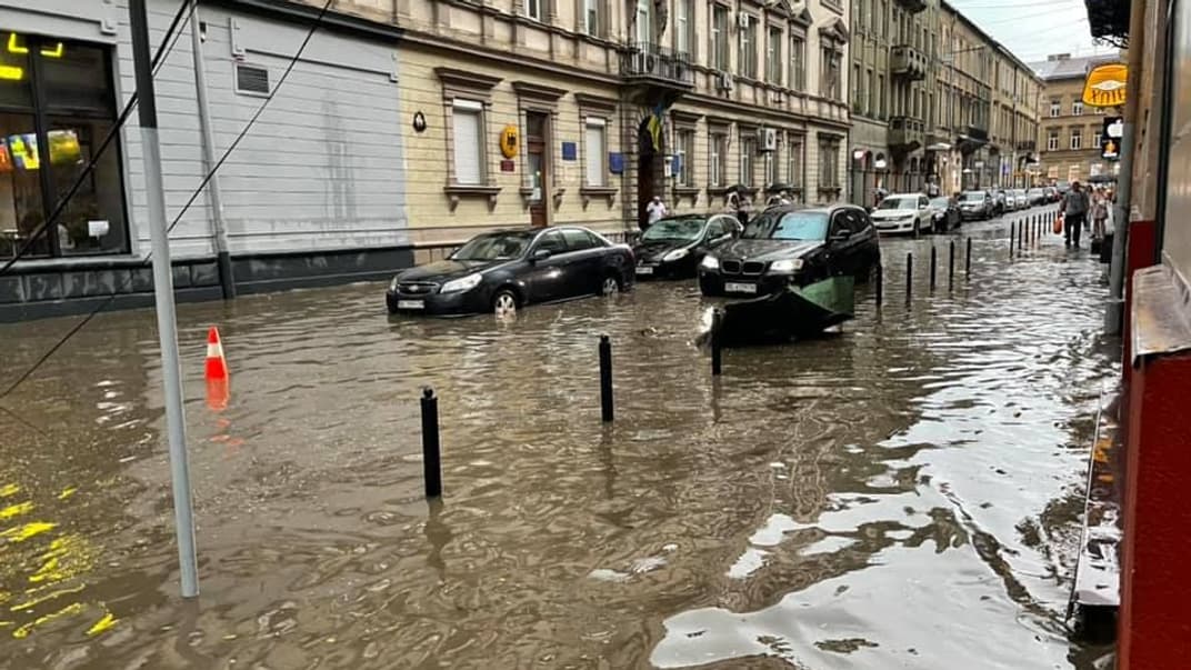 Непогода во Львове, 25 июня 2021 года