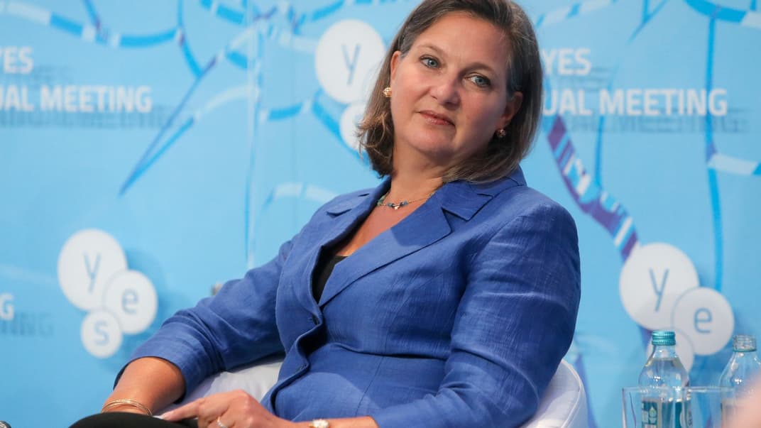 Виктория Нуланд во время пребывания на должности помощницы госсекретаря США по Европе и Евразии. на форуме YES (Ялтинская европейская стратегия) в Киеве, 2015 год