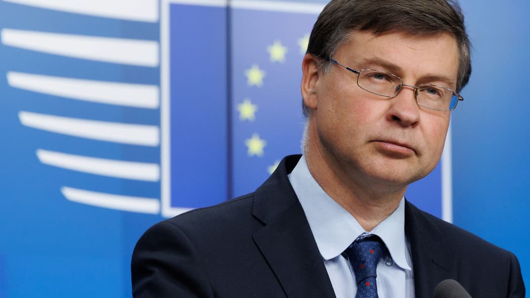 Віцепрезидент Єврокомісії Валдіс Домбровскіс у будівлі Європейської ради в Брюсселі, 24 травня 2022 року