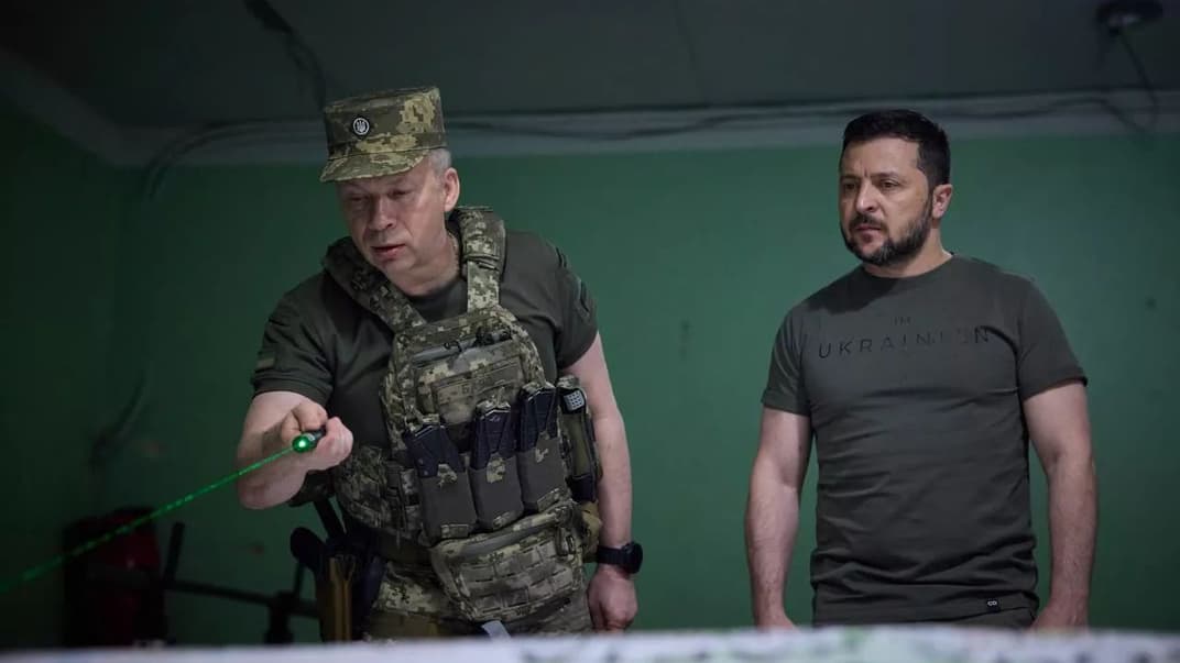 Олександр Сирський та Володимир Зеленський під час робочої поїздки на Донеччину в червні 2023 року