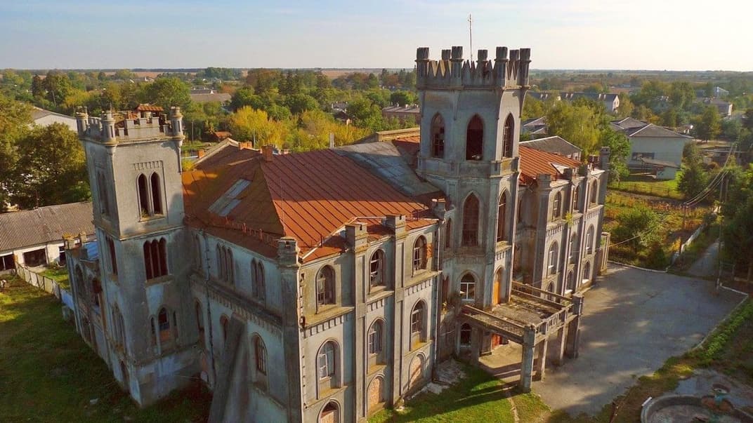Палац Терещенків у смт Червоне на Житомирщині