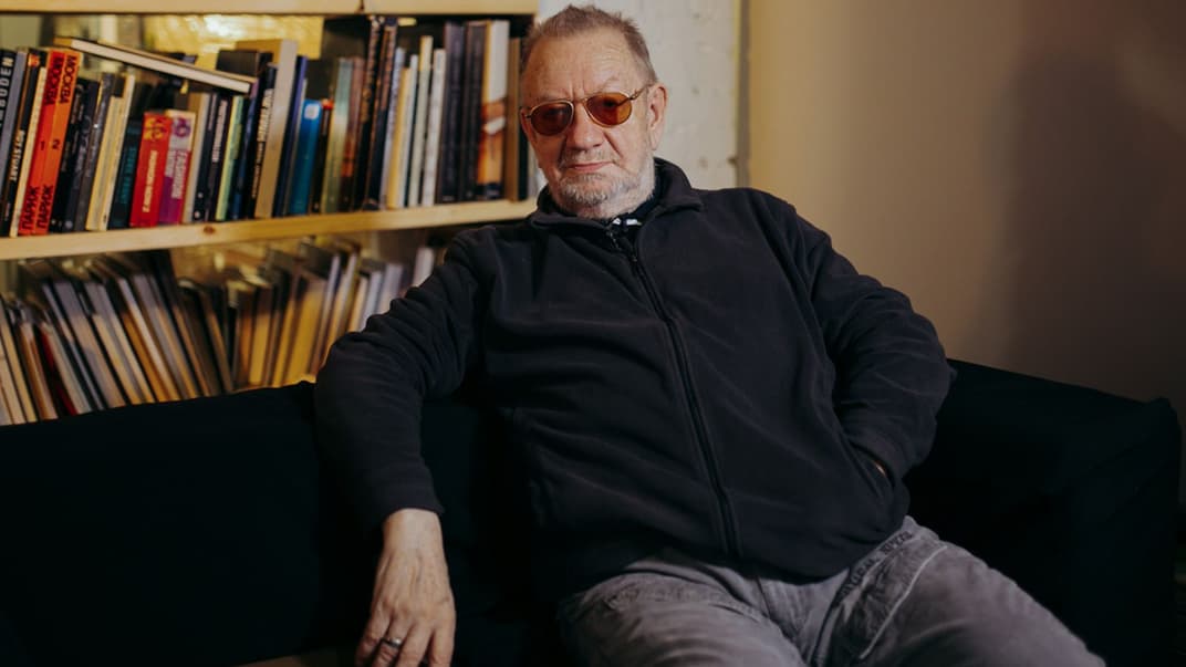 Виктор Марущенко в галерее «Ра», где базировалась его школа фотографии