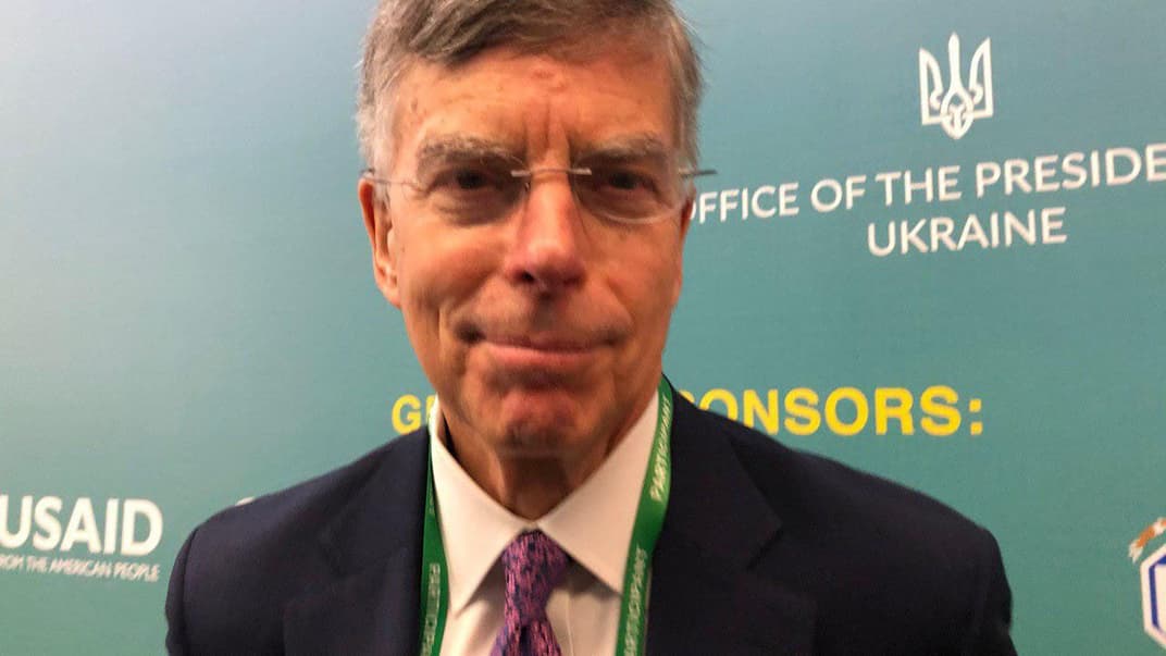 Повірений у справах Сполучених Штатів Америки в Україні Вільям Тейлор на інвестиційного форуму у Маріуполі. 29 жовтня 2019 року.