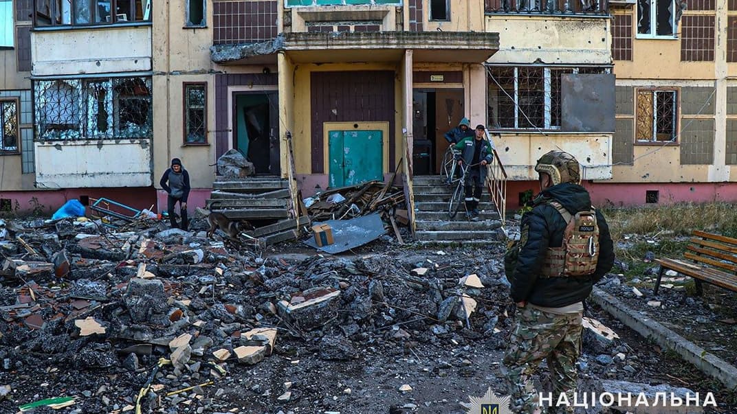 Нацполиция показала фото из города Авдеевка Донецкой области, который пытаются захватить россияне