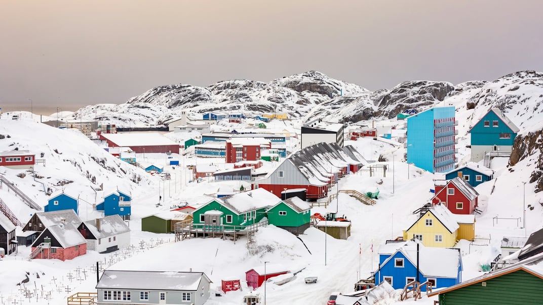 Ілюстративне фото. Вид на місто Маніїтсок у Гренландії