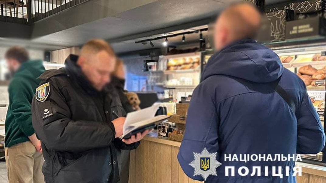 Поліція у кафе, де сталася стрілянина