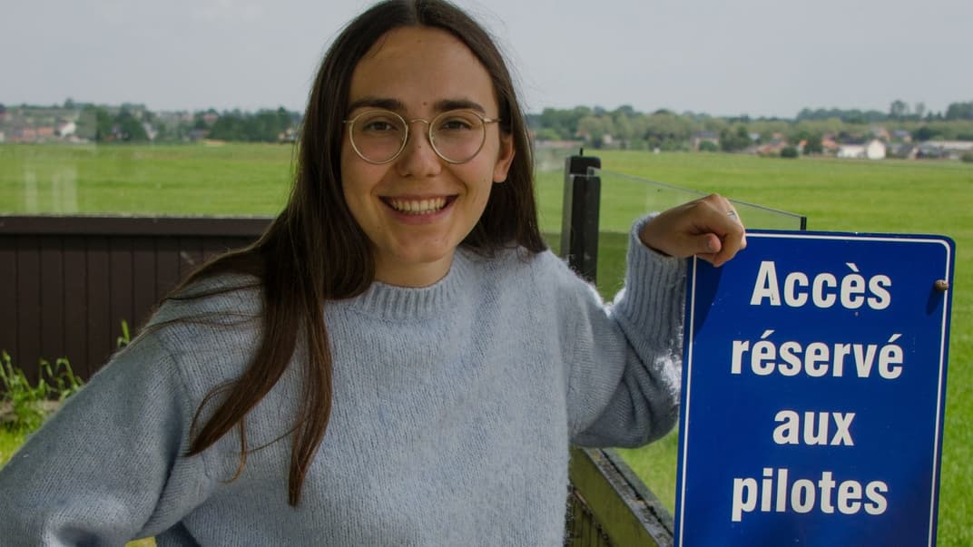 19-летняя Зара Резерфорд хочет стать самой молодой девушкой, которая самостоятельно облетит вокруг Земли