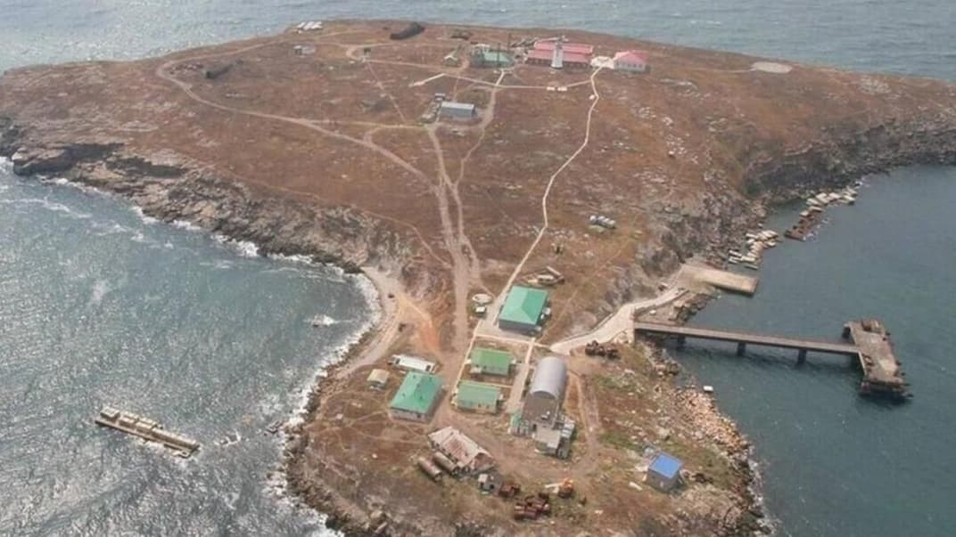 Остров Змеиный в Черном море