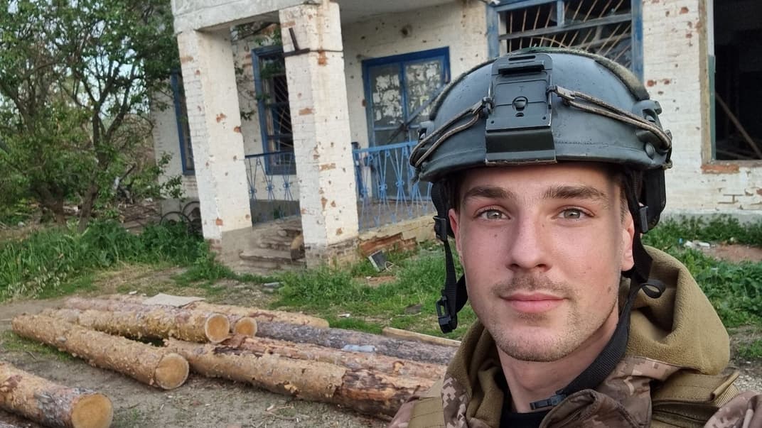 Активіст, голова громадської ініціативи «Захистимо Протасів Яр» та військовослужбовець Роман Ратушний