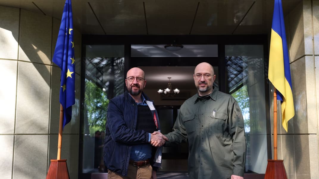 Шарль Мишель и Денис Шмыгаль в Одессе, 9 мая 2022 года