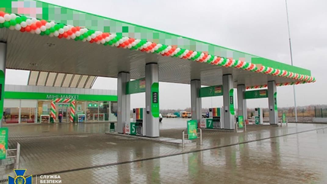 АЗС белорусской топливной компании, платившей налоги в бюджет россии