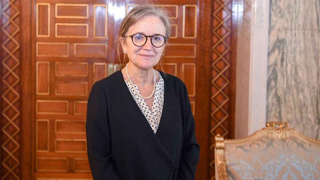 Новоназначенный премьер-министр Туниса Наджла Буден Ромдан принимает президента Туниса Каиса Саида, Тунис, 29 сентября 2021 года