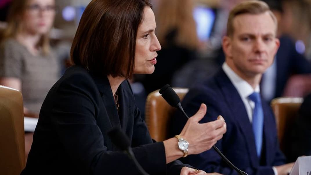 Ексдиректорка Ради національної безпеки США у справах Євразії та Росії Фіона Гілл свідчить в Конгрессі США, 21 листопада 2019 року