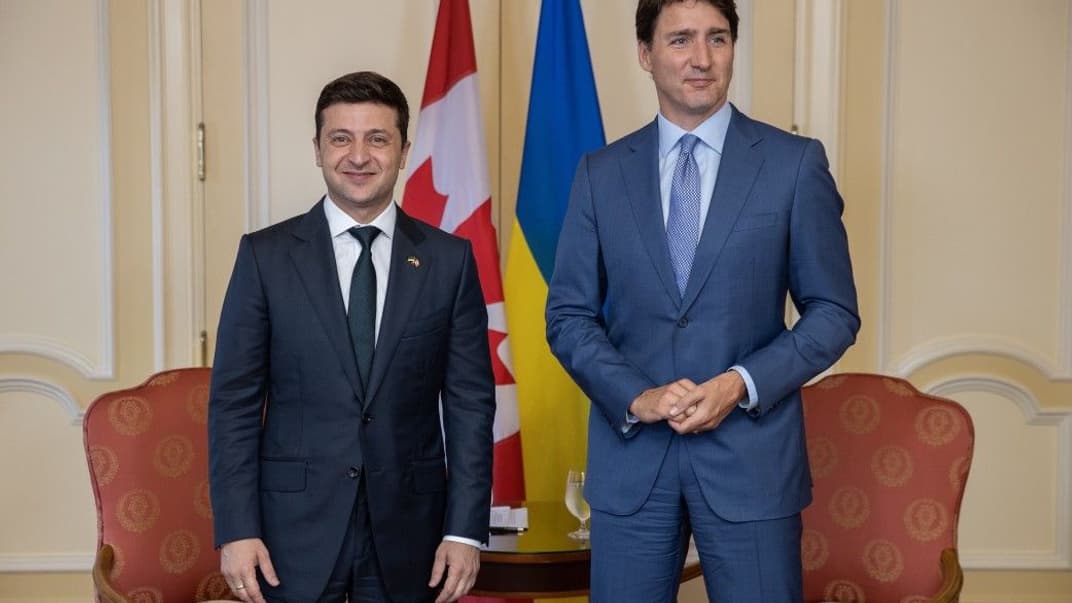 Президент Украины Владимир Зеленский и премьер-министр Джастин Трюдо во время встречи в Торонто, 2 июля 2019