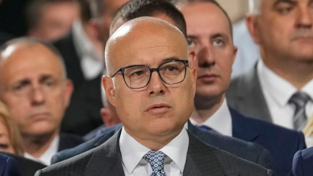 Ілюстративне фото. Прем'єр-міністр Сербії Мілош Вучевич відвідує молебень за Всесербське віче в сербському православному храмі Святого Сави в Белграді