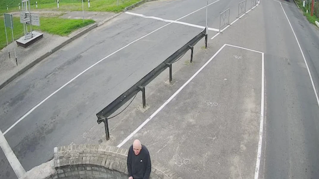 Микола Статкевич на нейтральній смузі між Білоруссю і Литвою, 11 вересня 2025 року Микола Статкевич на нейтральній смузі між Білоруссю і Литвою, 11 вересня 2025 року