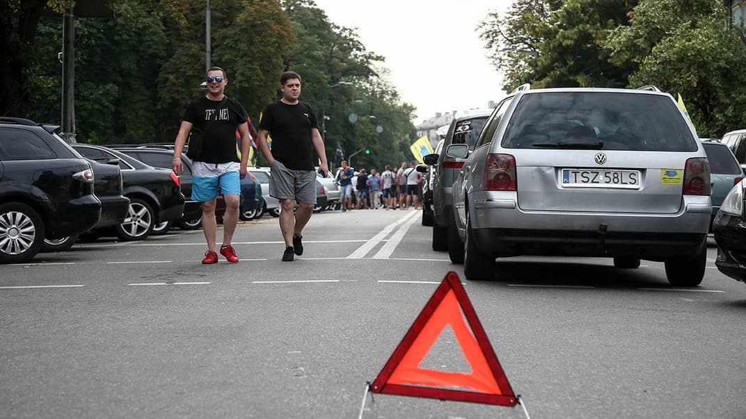 Акція протесту власників автомобілів на іноземних номерах під Верховною Радою на вулиці Грушевського, Київ, 13 липня 2018