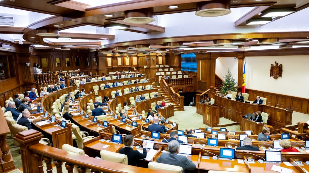 Ілюстративне фото. Головна зала засідань парламенту Молдови у грудні 2024 року