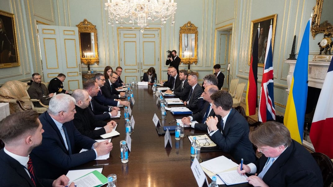 Встреча делегаций в Лондоне