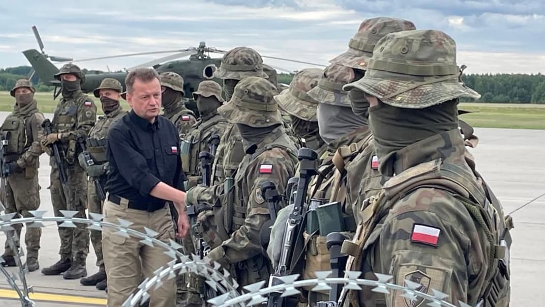 Министр обороны Польши Мариуш Блащак встретился с военными в Белостоке