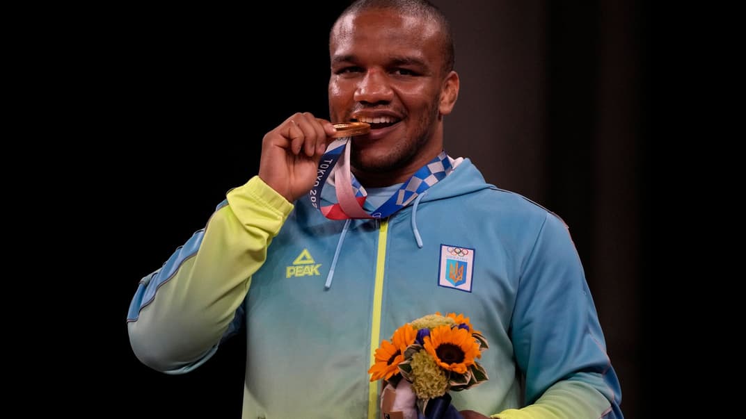 Українець Жан Беленюк після перемоги в фіналі олімпійського турніру з греко-римської боротьби, 4 серпня 2021 року